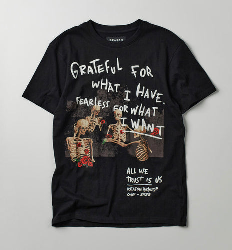 REA| Black “Grateful roses” tee