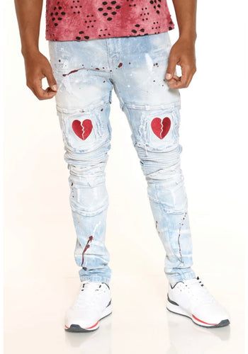 FCS| Light Wash “Heartbroken” Jeans